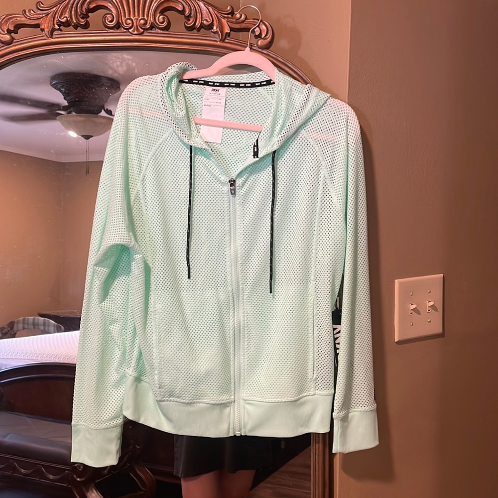 DKNY sport jacket 💚mint green 💚 brand new / never worn / size medium